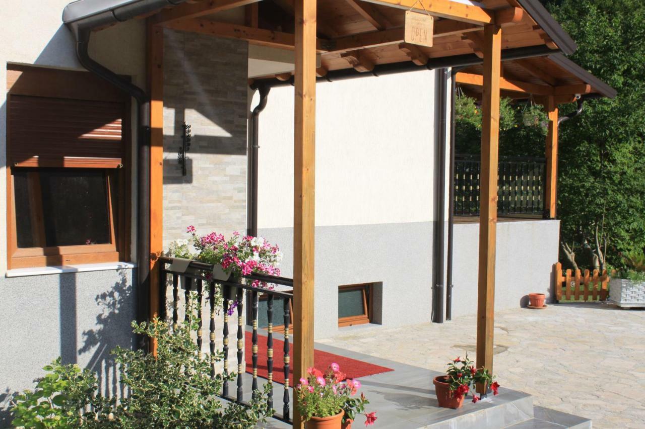 Vila Alexander B&B Valbone Exterior photo